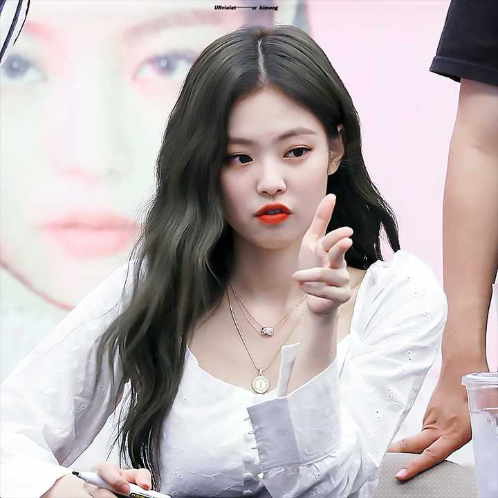 有jisoo和jennie的美照吗