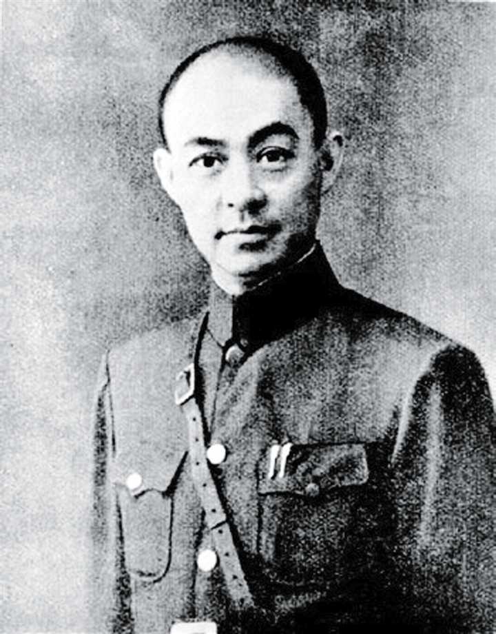 岁中原战役,倭势仍张,国军竟莫能抗,感时抚事,辄令人想念将军于不置也