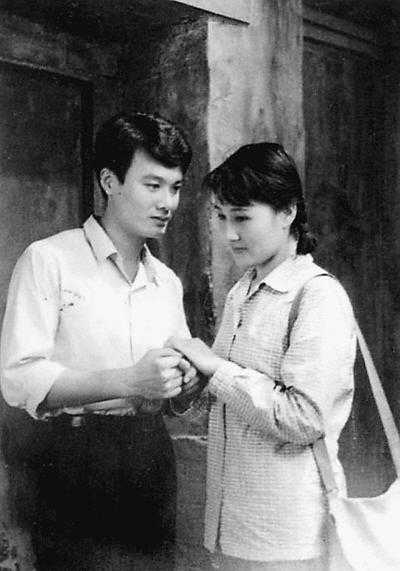 song xue / 韩影 / 蓝天野 / 梁冠华 / 吴玉华 / 杨青 / 宗平