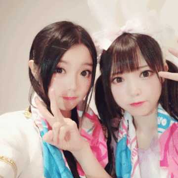 b站up欣小萌和咬人猫相比怎么样?