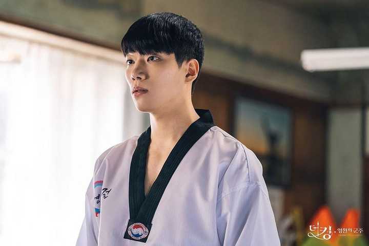 国王永远的君主