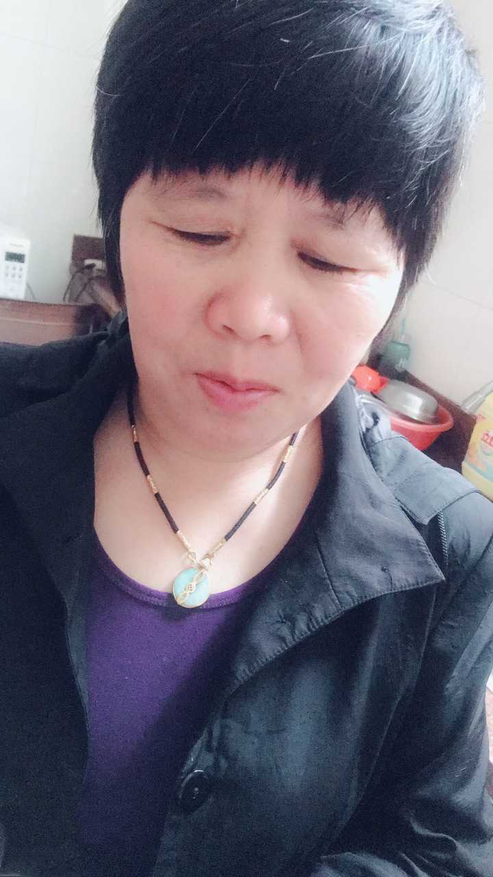 那日在家偷拍到的,妈妈的笑.
