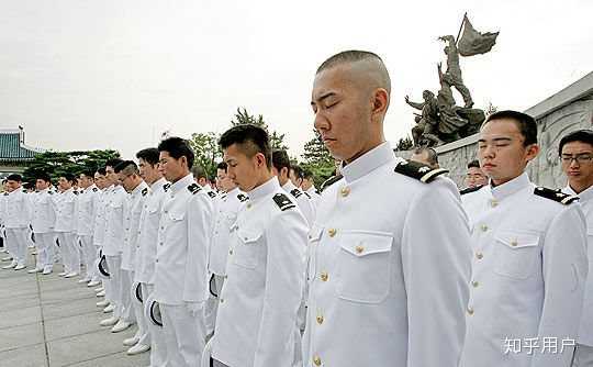 日本海上自衛隊軍服