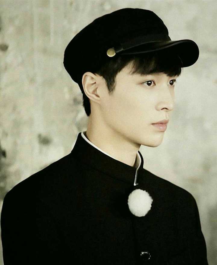 张艺兴有哪些美照?