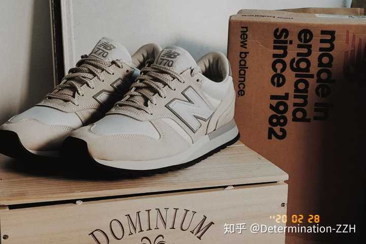 new balance 77h