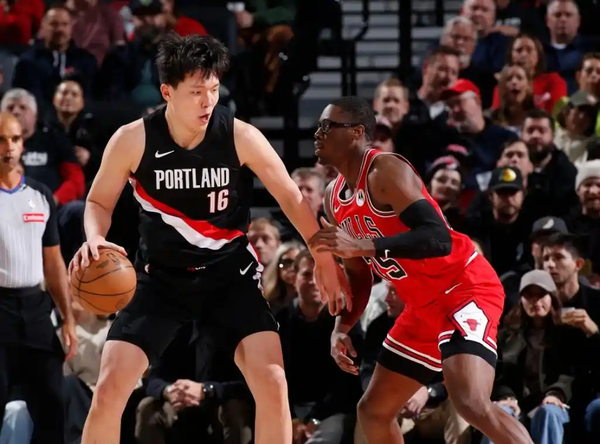 2526赛季NBA公牛 122:121 开拓者，杨瀚森2分2板，武切维奇绝杀，如何评价这场比赛？