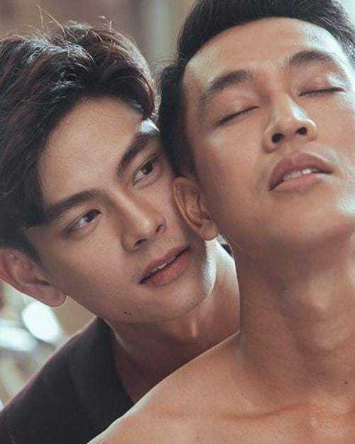爵爷爱上男仆,为生娃让男仆睡自己妻子,泰剧孽宅狗血上头!