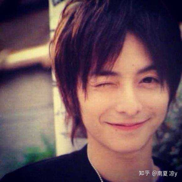 日本有笑得好看的男明星吗 知乎 日本有笑得好看的男明星吗 知乎