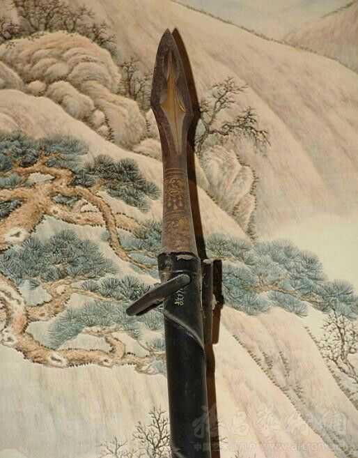 14 人赞同了该回答 当年满洲武士为了更好的猎杀老虎,专门制作了虎枪