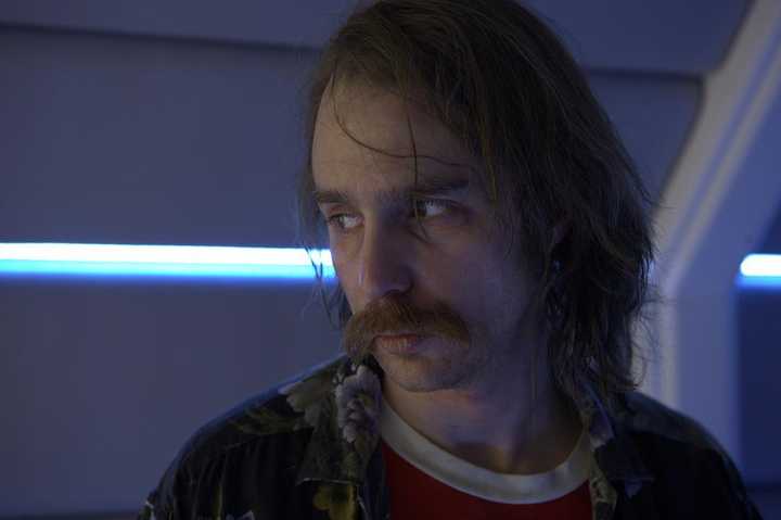 图片20查看更多简介影人:山姆·洛克威尔 / 罗宾·查克 / 本尼迪特