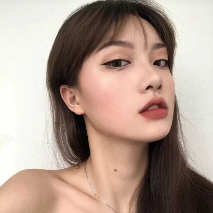 有没有一看就想恋爱的女生头像推荐?