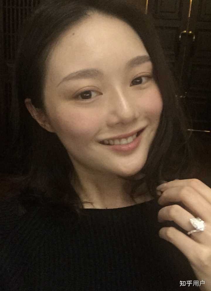 如何评价雷婉莹（晚晚）？ - 知乎