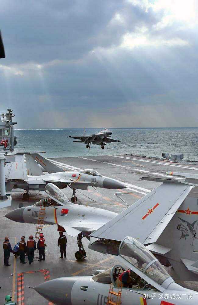 早年的装备是歼七歼八,59改,051,追求的是苏系简单粗暴实用结实;现在