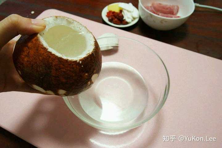 椰子水这么火 可以每天当水喝吗 知乎