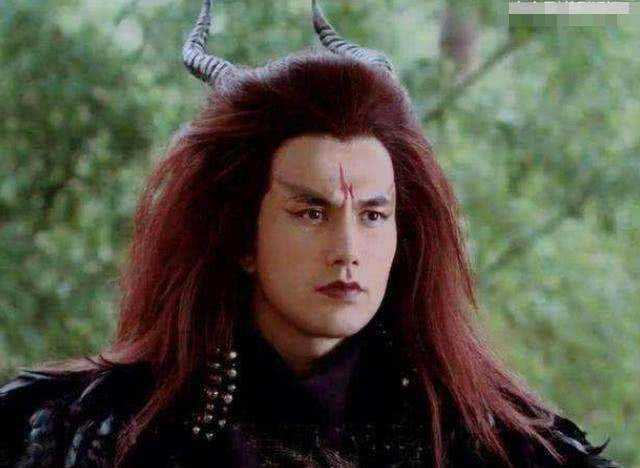 是深爱紫萱一人却不得的魔尊重楼