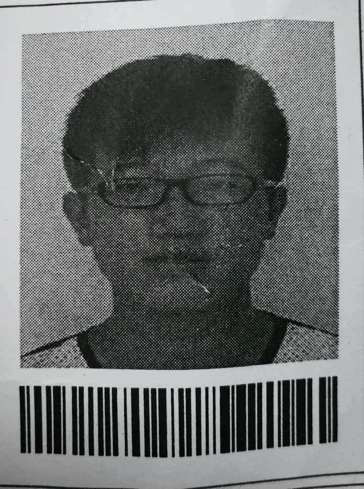 证件照难看是怎样的体验?