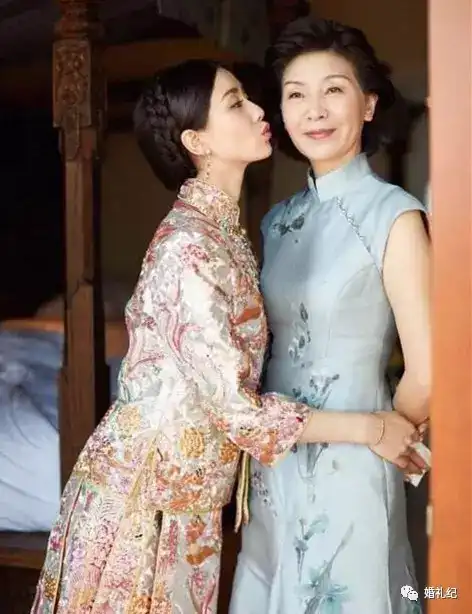 如何选择婚礼上妈妈的服装 知乎