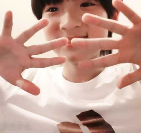 可以发点tf三代张峻豪的入坑神图吗