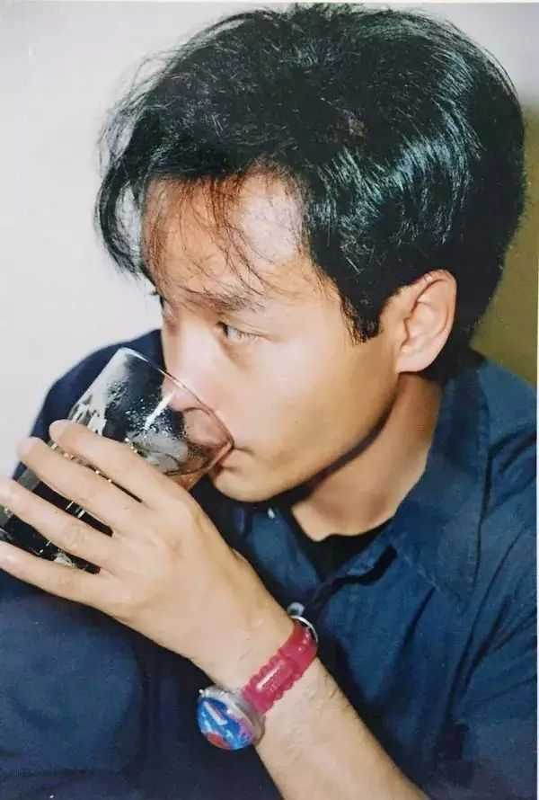 说说你最喜欢张国荣哪个部位?