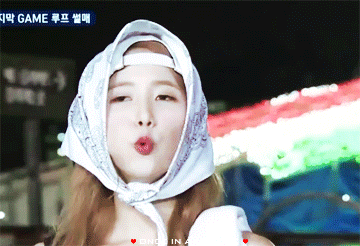 有哪些惊艳你的女子偶像动图(gif)? - 知乎