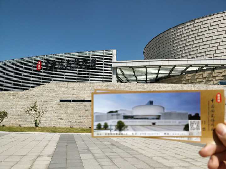 陶瓷博物馆,路上滴滴司机说这个不好玩,想把带我们浮梁古衙门去挣点钱