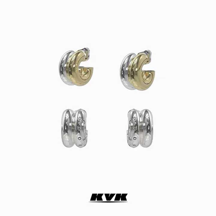 界的掌控。通过金属所呈现的速度感与未来感，寻找表达女性力量的语音。潜能系列自由组装式锁骨链 kvk与