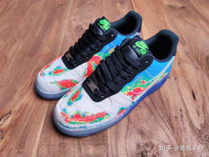 你觉得af1哪个配色最好看?