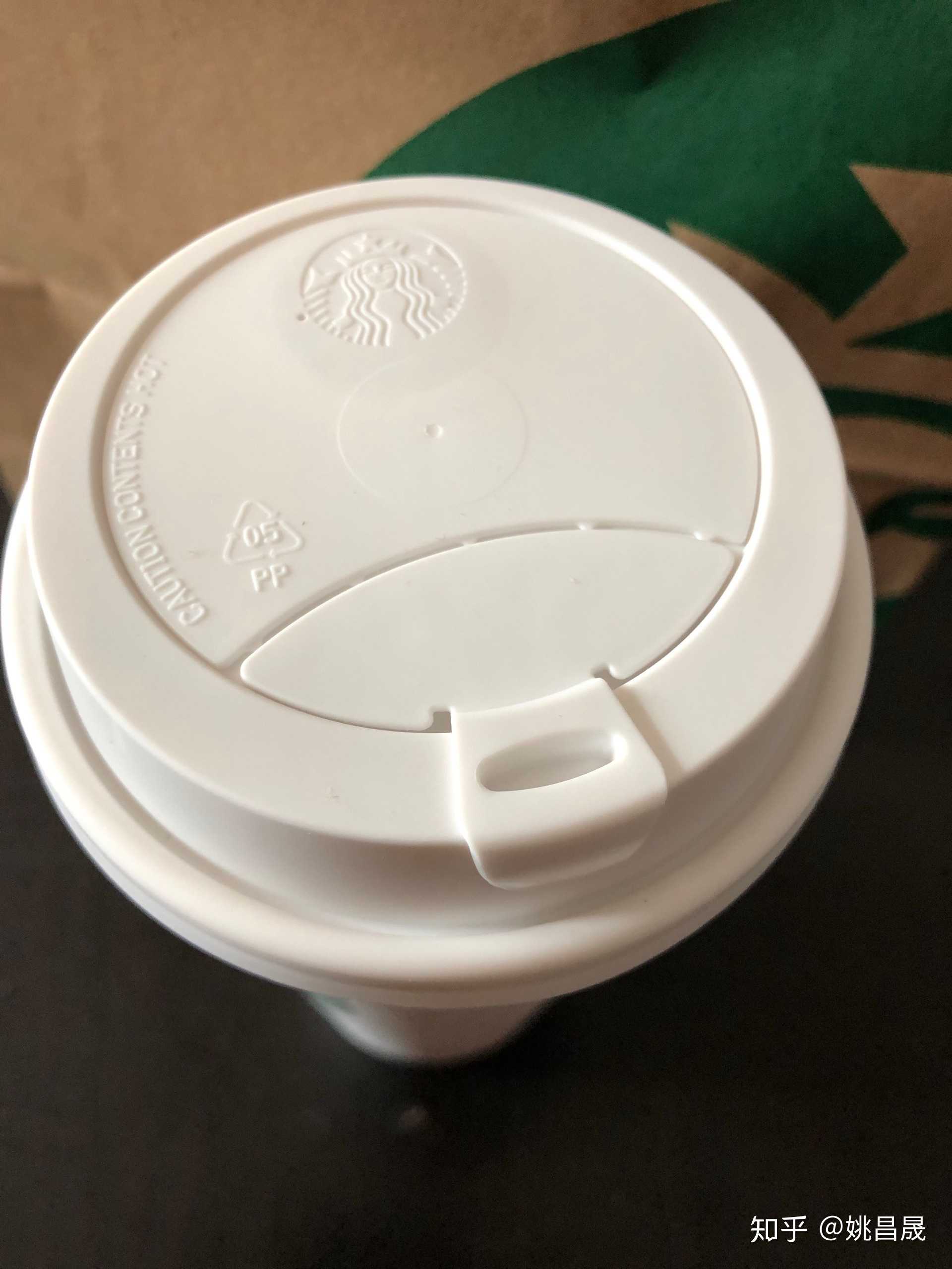 星巴克专星送的外卖杯盖细节不错,好评.