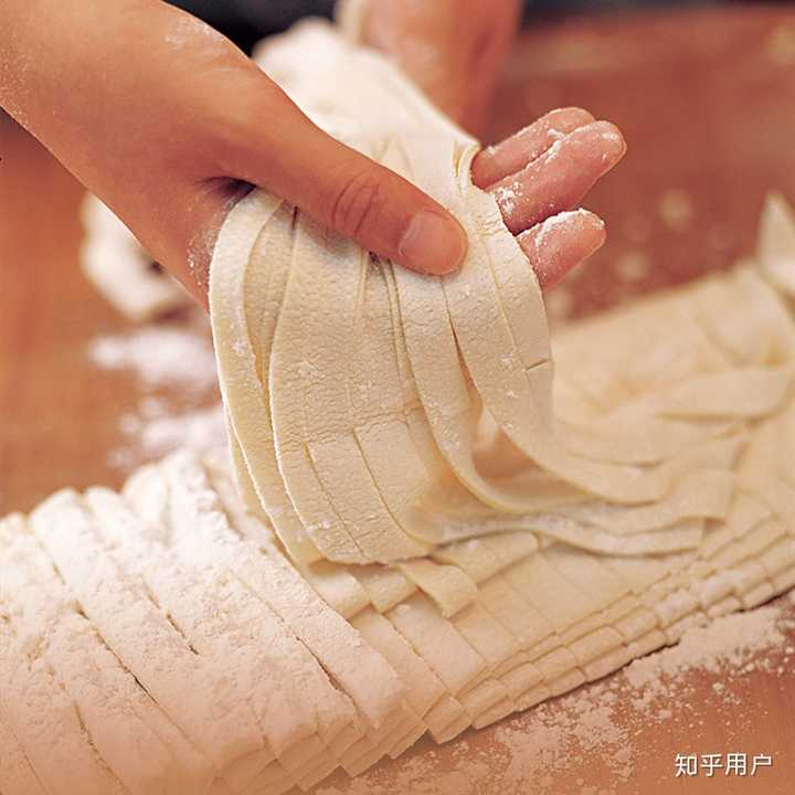 为什么面里要放碳酸钠(食用碱)? - 知乎