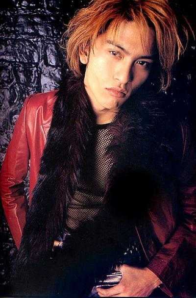 简介影人:相叶雅纪 / 长濑智也 / 竹内结子 / 铃木杏树 / 宇津井健