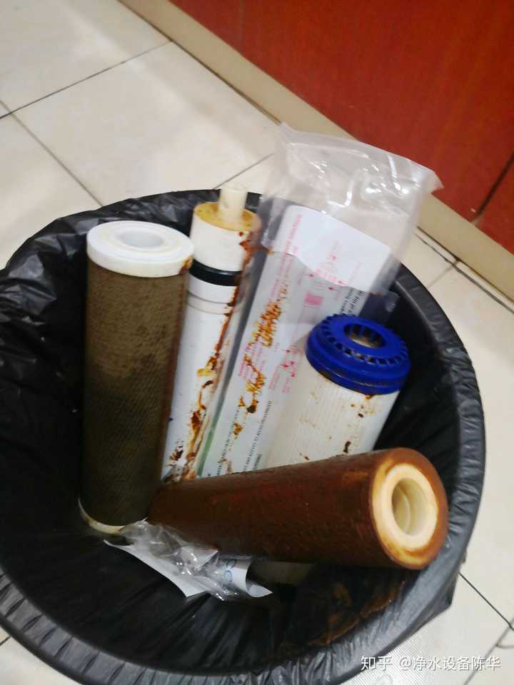 我发几张换下来的滤芯图片,再决定有没有用