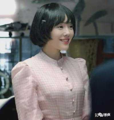 如何评价电视剧《阳光之下》(原名《掌中之物》)?