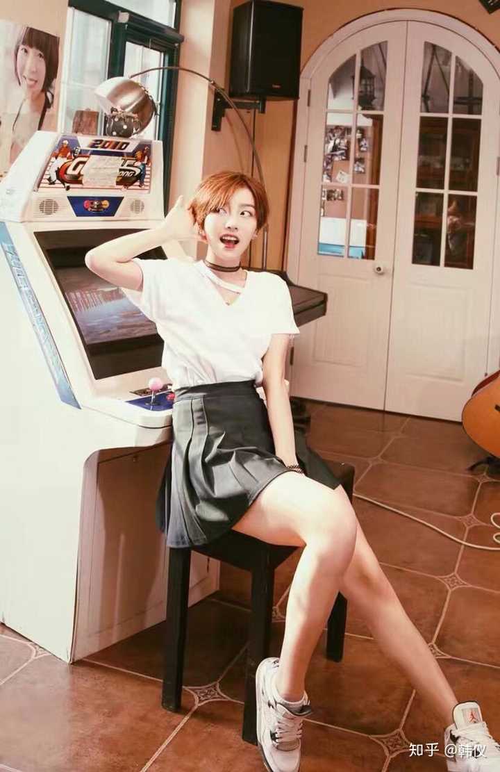 那就是这几天在追的《创造101》了,倪秋云小姐姐,了解一下?