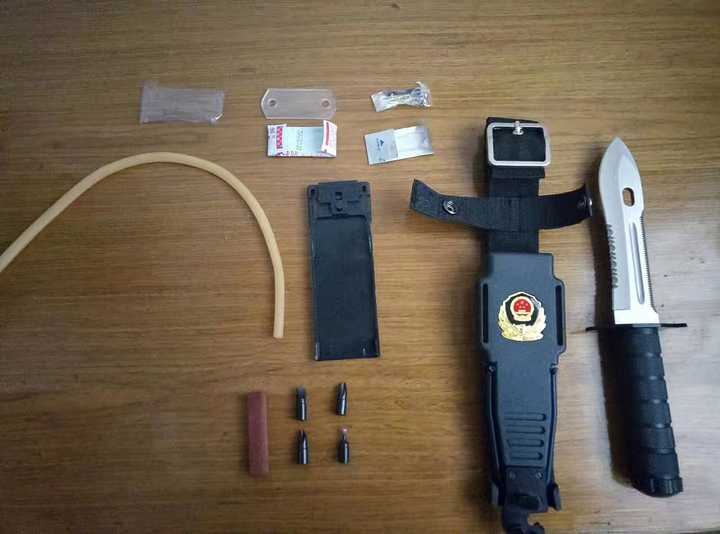 警察近身为什么不用匕首?