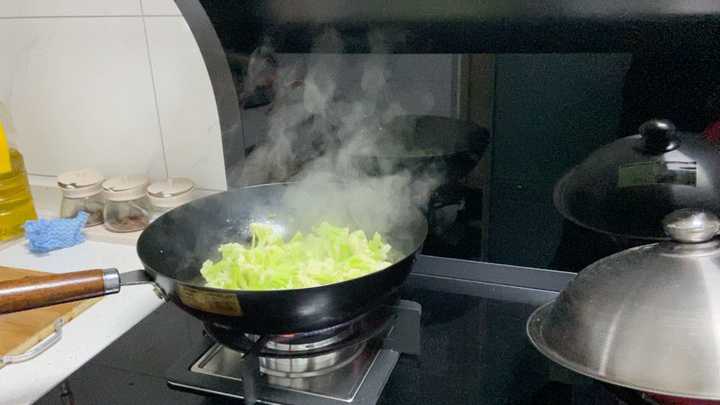 你真的会选购集成灶?一招解决如何选择适合你家户型! 壹周热评 第4张-艾德心得分享 你真的会选购集成灶?一招解决如何选择适合你家户型! 壹周热评 第4张