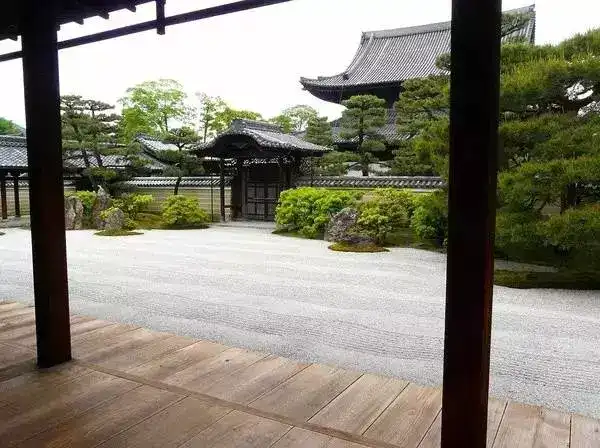 枯山水庭院是怎么做的 知乎