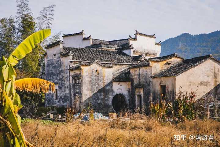 黄山飞来石_黄山飞来石的图片_黄山飞来石红楼梦取景图