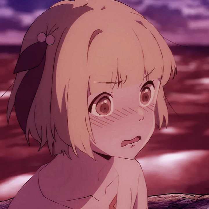 有哪些类似好看的动漫头像?