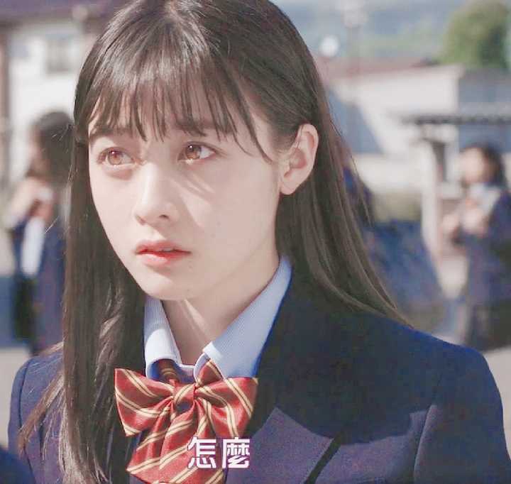 大家有没有觉得桥本环奈其实没那么好看?