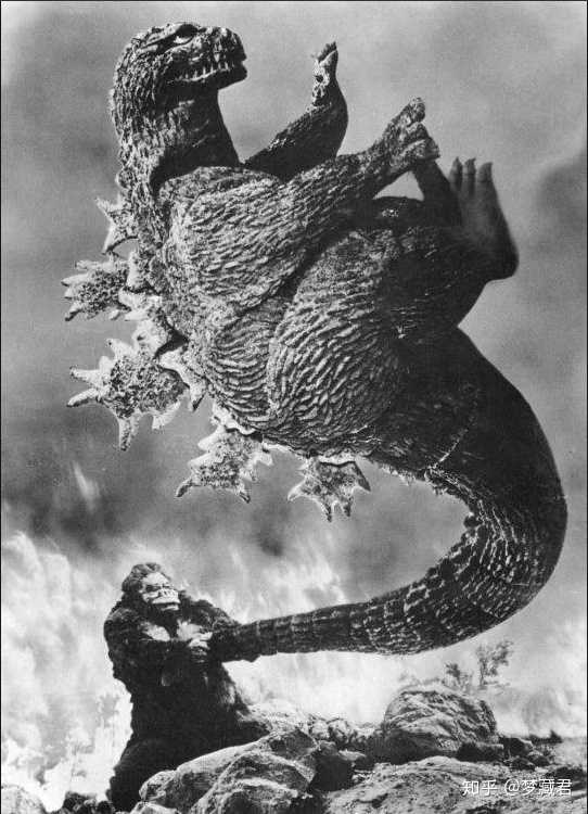 金刚怎么打哥斯拉?