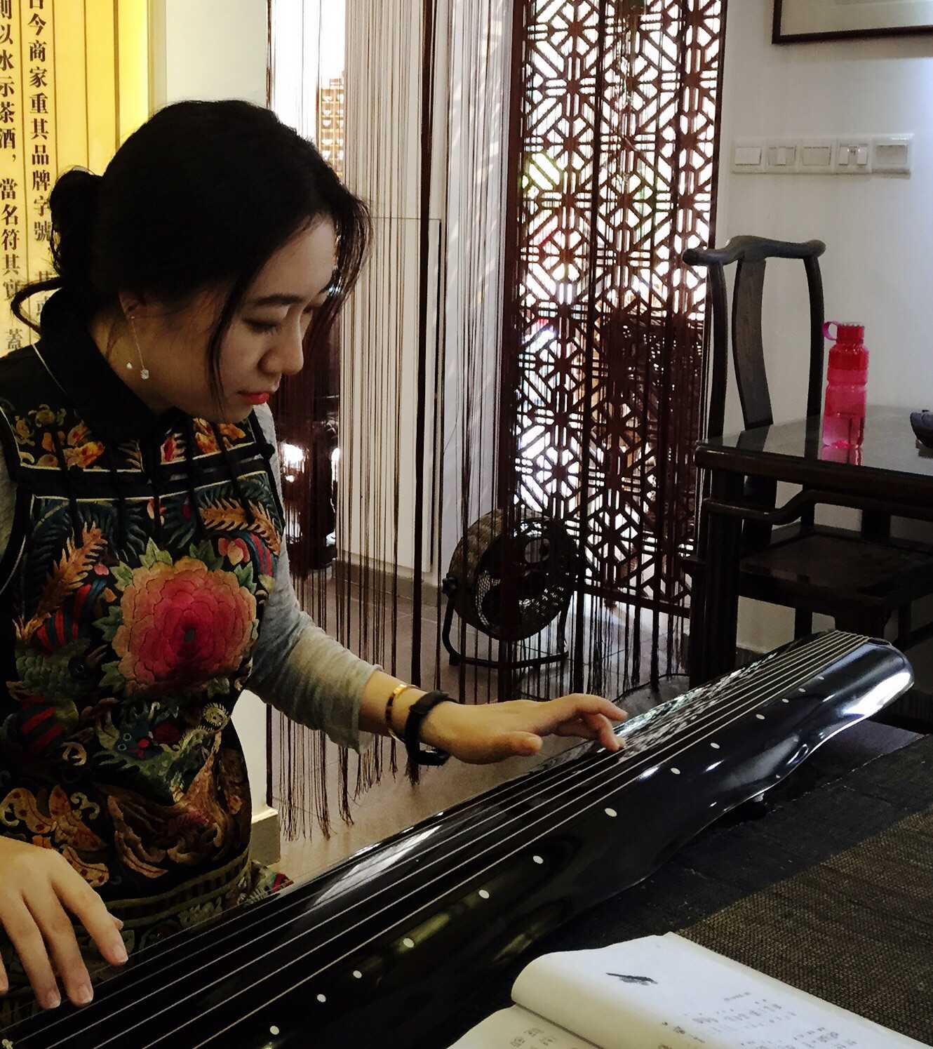 深圳古琴老师攻略,关注上水居公众号