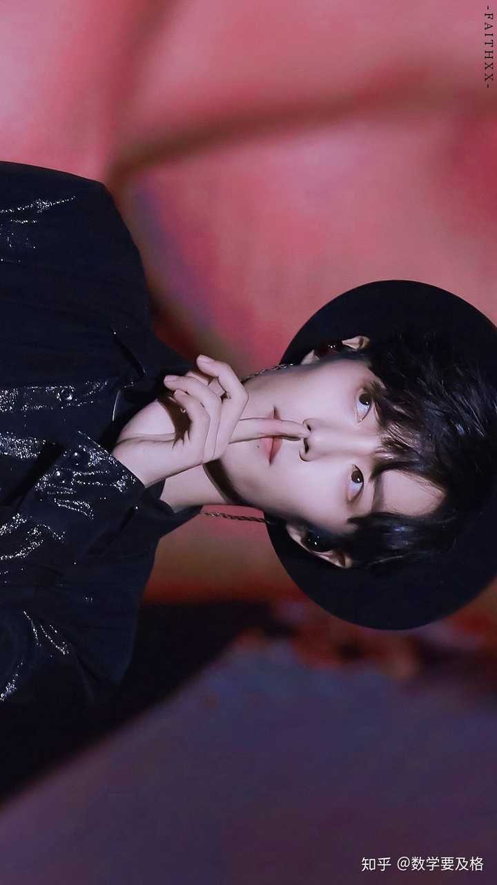 你们心中肖战最好看的一张照片是哪个呢?