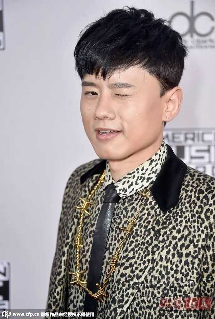 张杰为什么会被人说土? - 知乎