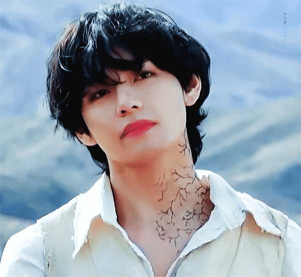 bts这次回归,金泰亨脖子上的纹身是真的还是画的? - 知乎