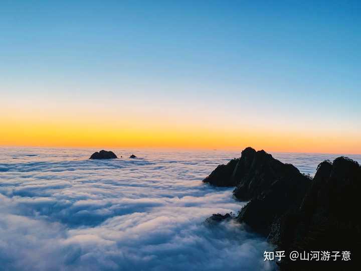 黄山飞来石是怎么形成的_黄山飞来石红楼梦取景图_黄山飞来石