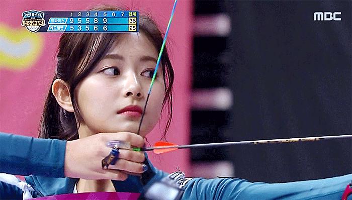 韩国女射箭手周子瑜图片