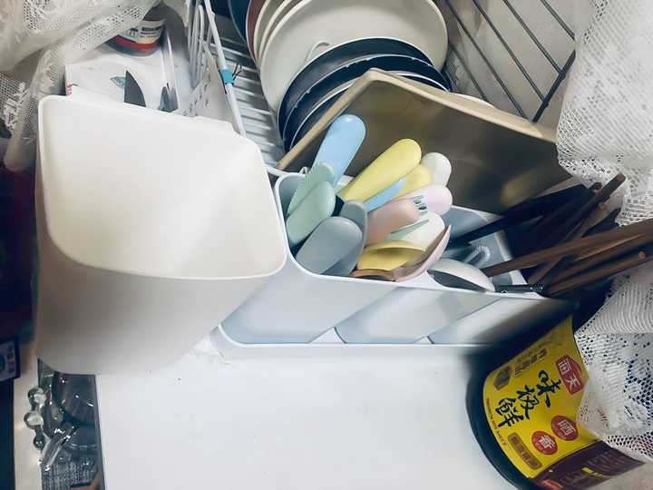 化妆收纳盒什么牌子好_化妆品收纳盒哪种实用_化妆收纳盒制作教程