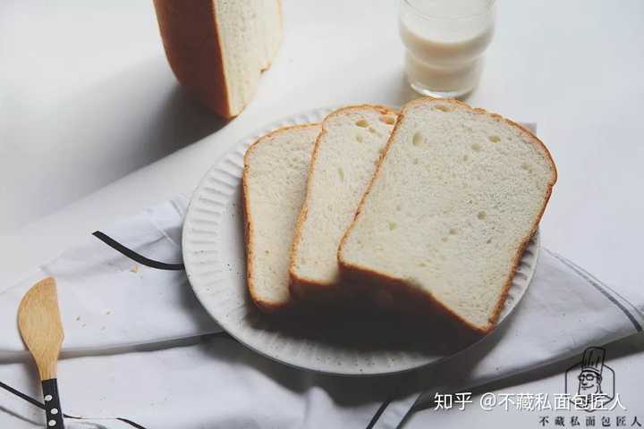 为什么用面包机做出的面包像馒头 怎样做面包能够更松软 知乎 为什么用面包机做出的面包像馒头 怎样做面包能够更松软 知乎