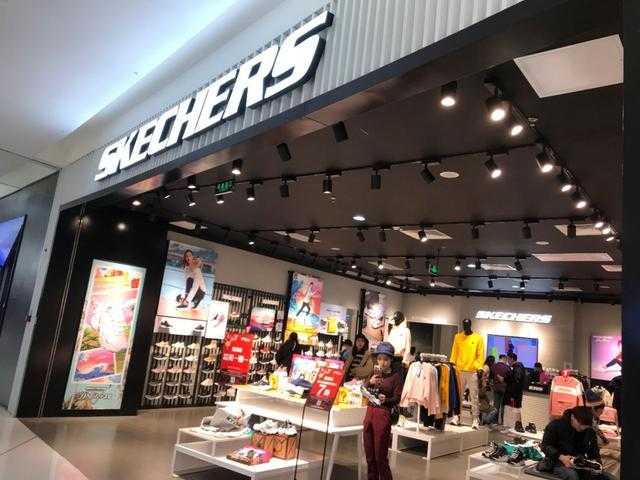 skechers aeon bukit indah