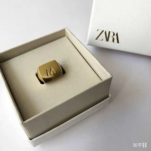 请简单评价zara H M Ur这三个快时尚品牌 知乎 请简单评价zara H M Ur这三个快时尚品牌 知乎